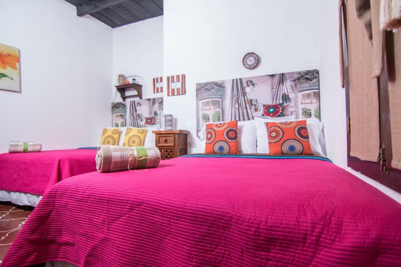 Hotel Posada Del Rosario Antigua Екстер'єр фото