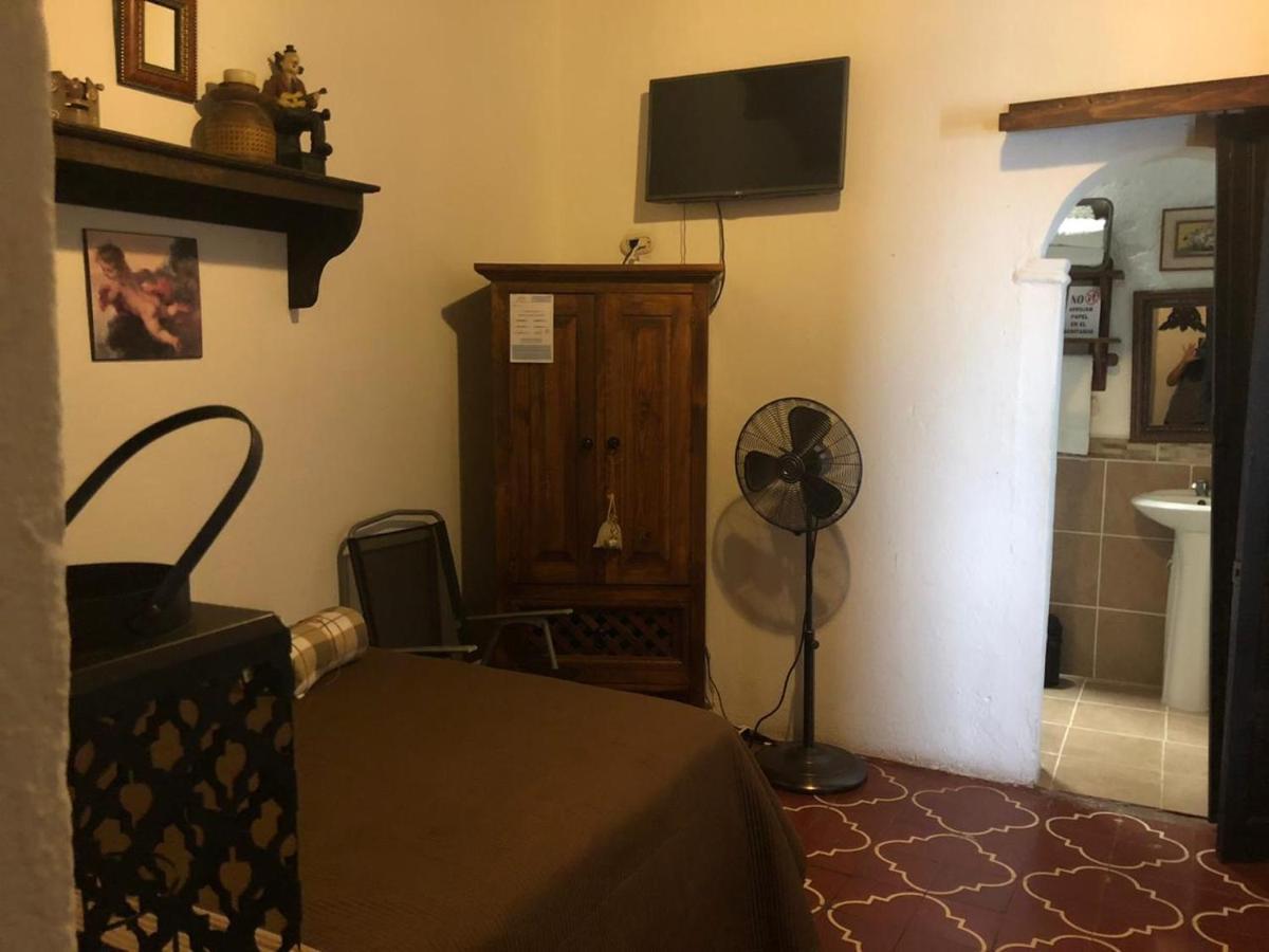 Hotel Posada Del Rosario Antigua Екстер'єр фото